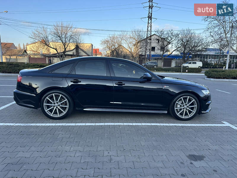 Седан Audi A6 2015 в Черновцах