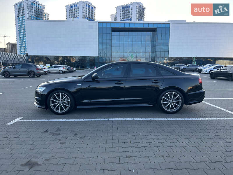 Седан Audi A6 2015 в Черновцах