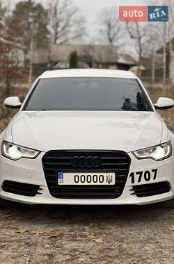 Седан Audi A6 2012 в Дубровиці