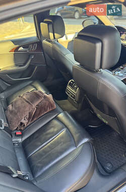 Седан Audi A6 2015 в 