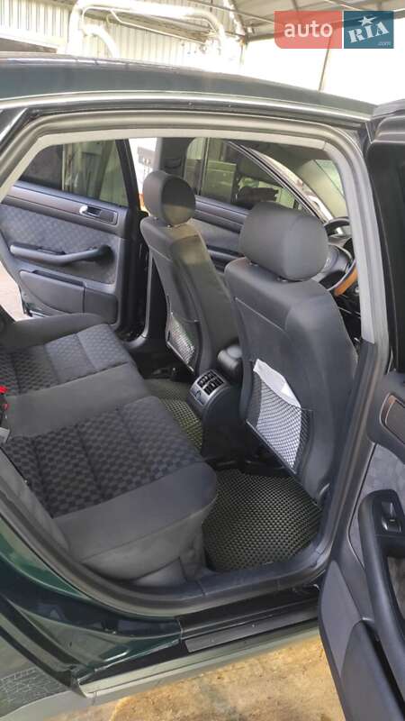 Седан Audi A6 1998 в Первомайске