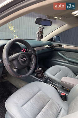 Седан Audi A6 1998 в 
