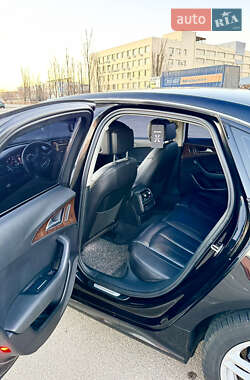 Седан Audi A6 2015 в 