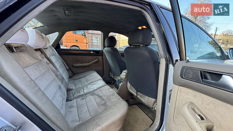Седан Audi A6 2002 в Бердичеве