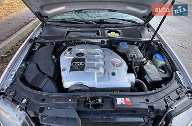 Седан Audi A6 2002 в 