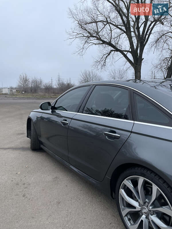 Седан Audi A6 2014 в Первомайську