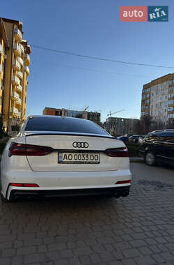 Седан Audi A6 2018 в Ужгороде