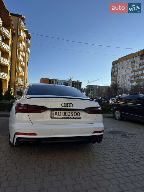 Седан Audi A6 2018 в Ужгороде