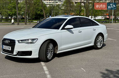 Седан Audi A6 2015 в 