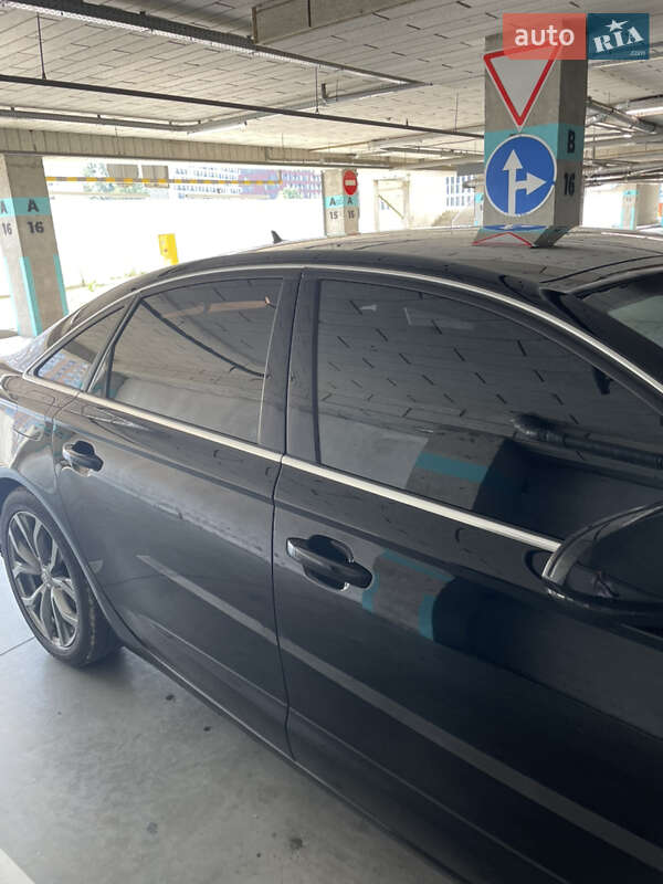 Седан Audi A6 2012 в Львове