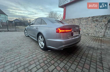 Седан Audi A6 2015 в 