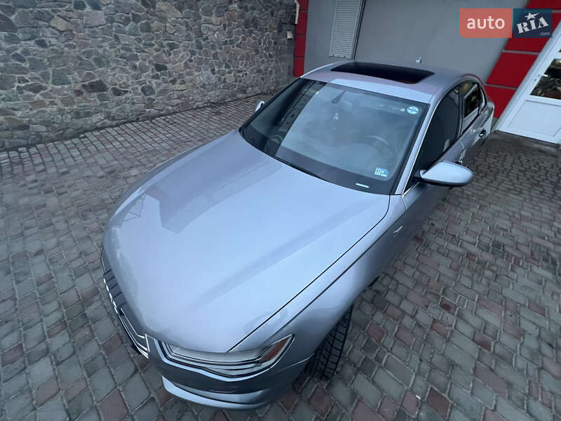 Седан Audi A6 2015 в Фастові