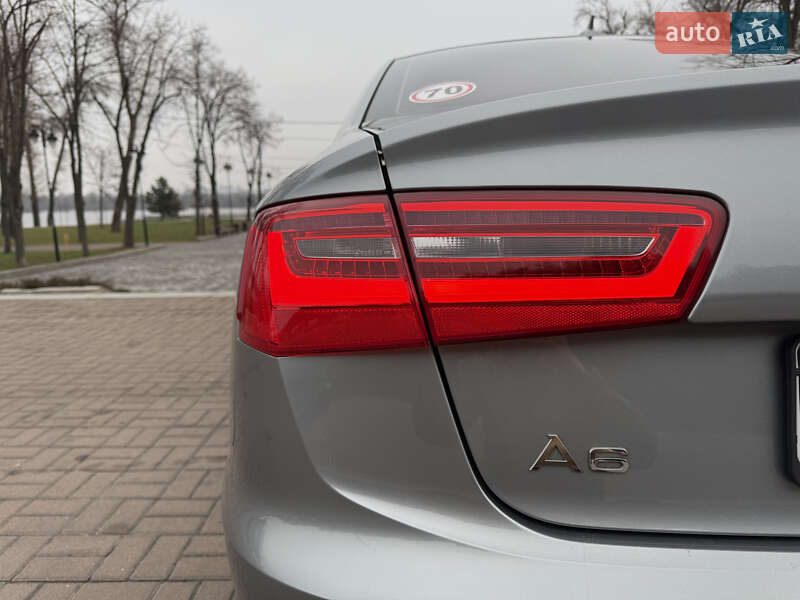 Седан Audi A6 2011 в Киеве