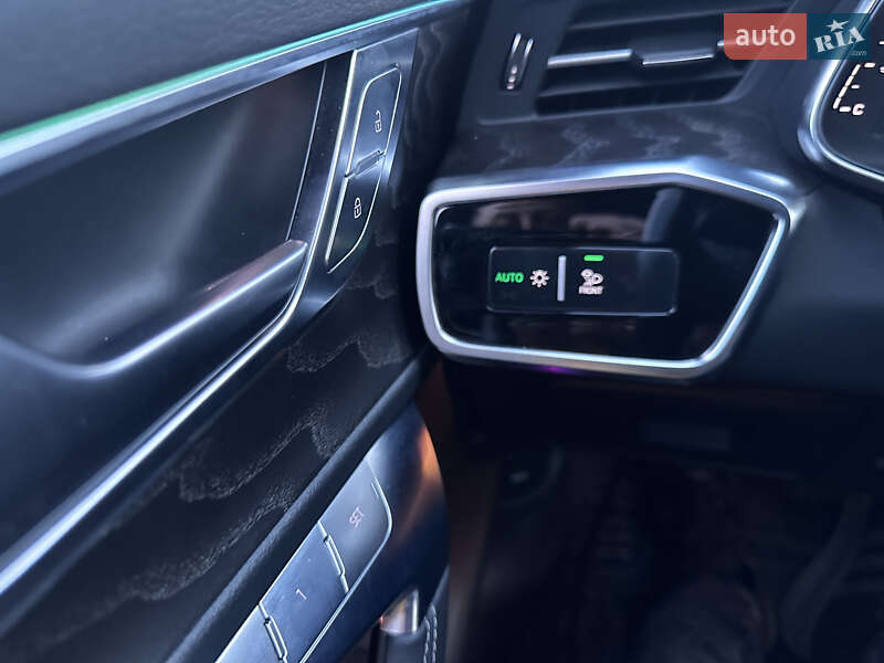 Седан Audi A6 2020 в Киеве