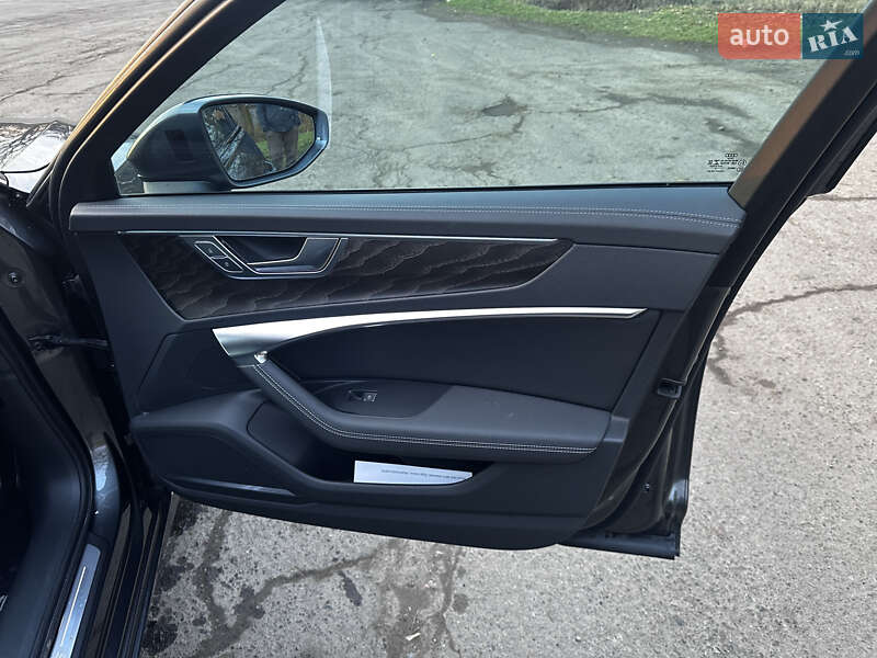 Седан Audi A6 2020 в Киеве