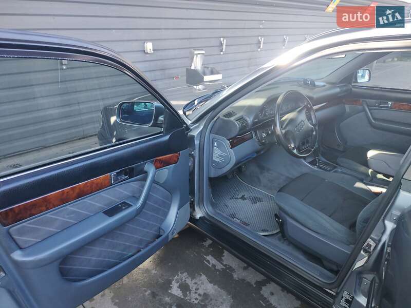 Седан Audi A6 1996 в Бердичеве