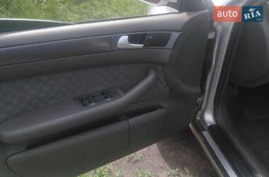 Седан Audi A6 2004 в 