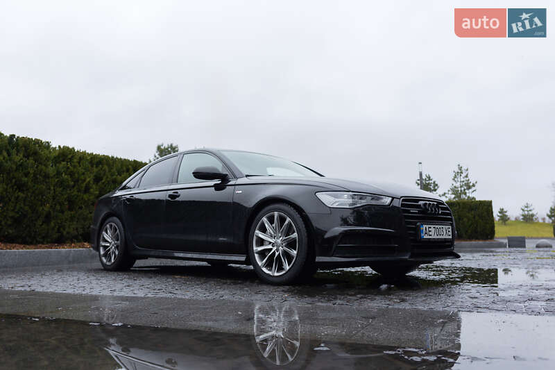 Седан Audi A6 2016 в 