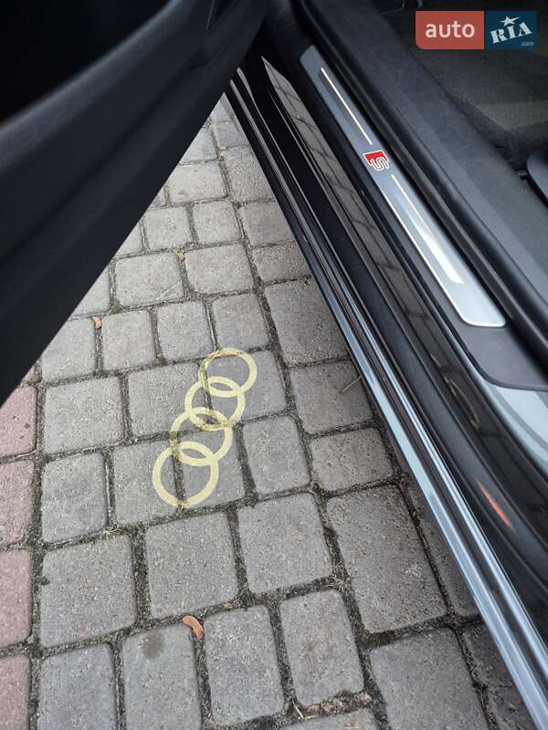 Седан Audi A6 2020 в Киеве