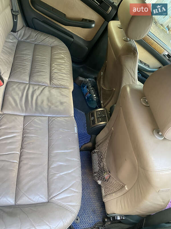 Универсал Audi A6 1998 в Запорожье