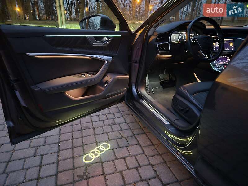 Седан Audi A6 2020 в Киеве