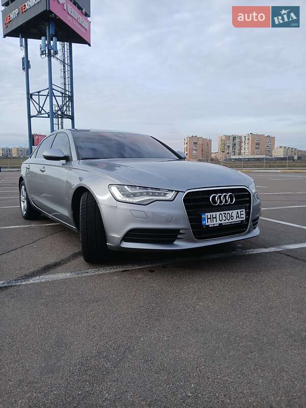 Седан Audi A6 2014 в Одессе