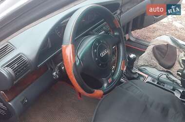 Универсал Audi A6 1995 в 