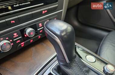 Седан Audi A6 2015 в 
