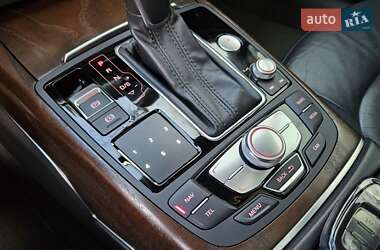 Седан Audi A6 2015 в 