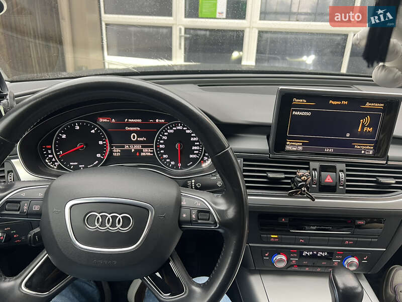 Седан Audi A6 2015 в Черновцах