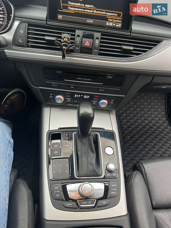 Седан Audi A6 2015 в Черновцах