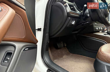 Седан Audi A6 2013 в 