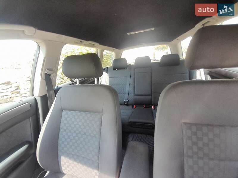 Универсал Audi A6 2004 в Могилев-Подольске