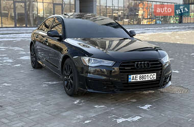 Седан Audi A6 2015 в 