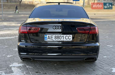 Седан Audi A6 2015 в 