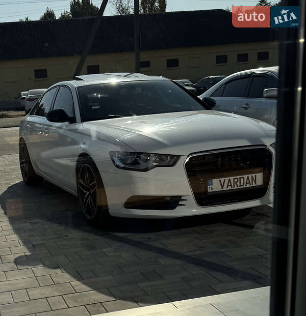 Седан Audi A6 2012 в Одесі