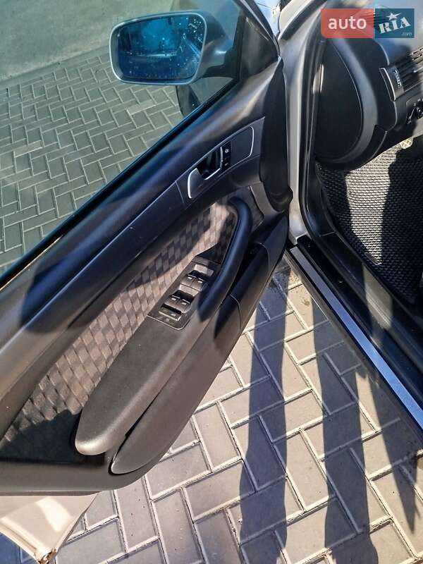 Седан Audi A6 1998 в Новоукраинке