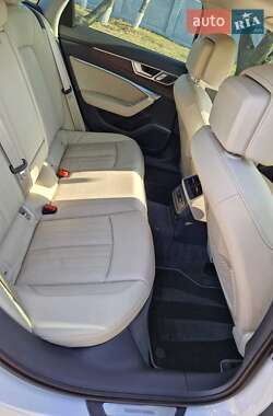 Седан Audi A6 2019 в 
