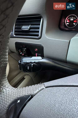 Седан Audi A6 2001 в 
