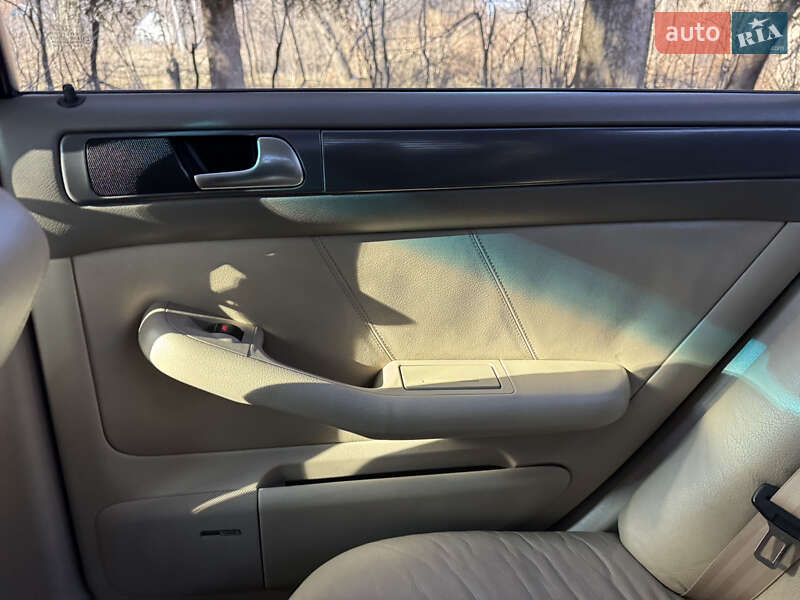 Седан Audi A6 2001 в Ивано-Франковске