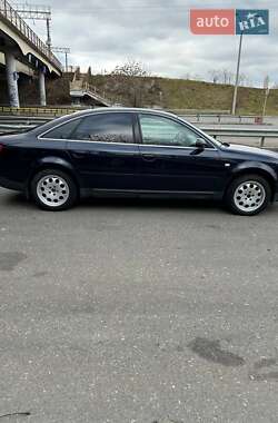 Седан Audi A6 2002 в 
