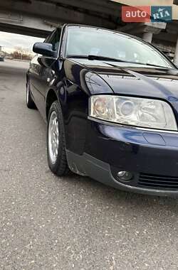 Седан Audi A6 2002 в 