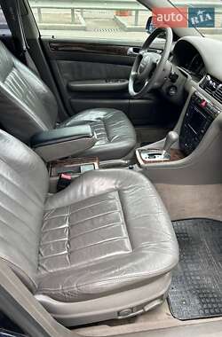 Седан Audi A6 2002 в 