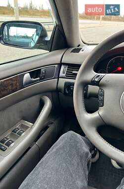 Седан Audi A6 2002 в 