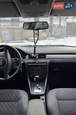 Седан Audi A6 2002 в 
