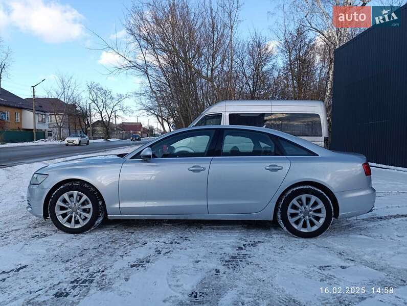 Седан Audi A6 2012 в 