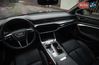 Седан Audi A6 2018 в 