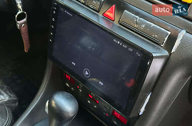 Универсал Audi A6 2002 в 