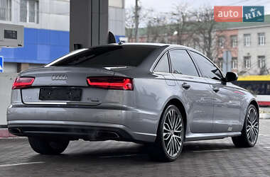 Седан Audi A6 2015 в 