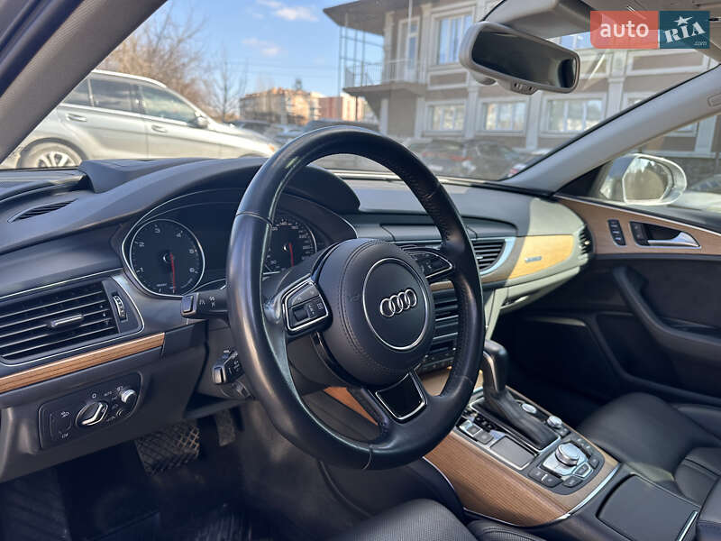 Седан Audi A6 2015 в Черновцах